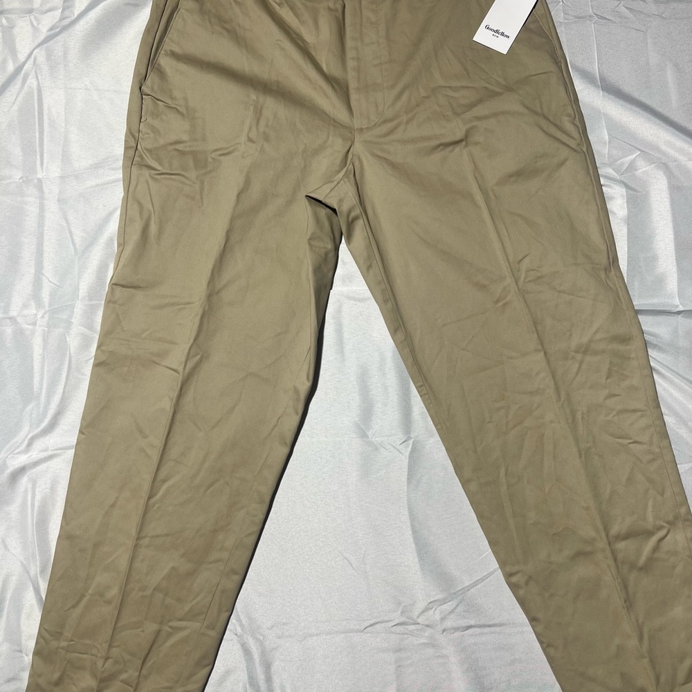 Classic Men's Khaki Dress Pants - Lightweight Tan